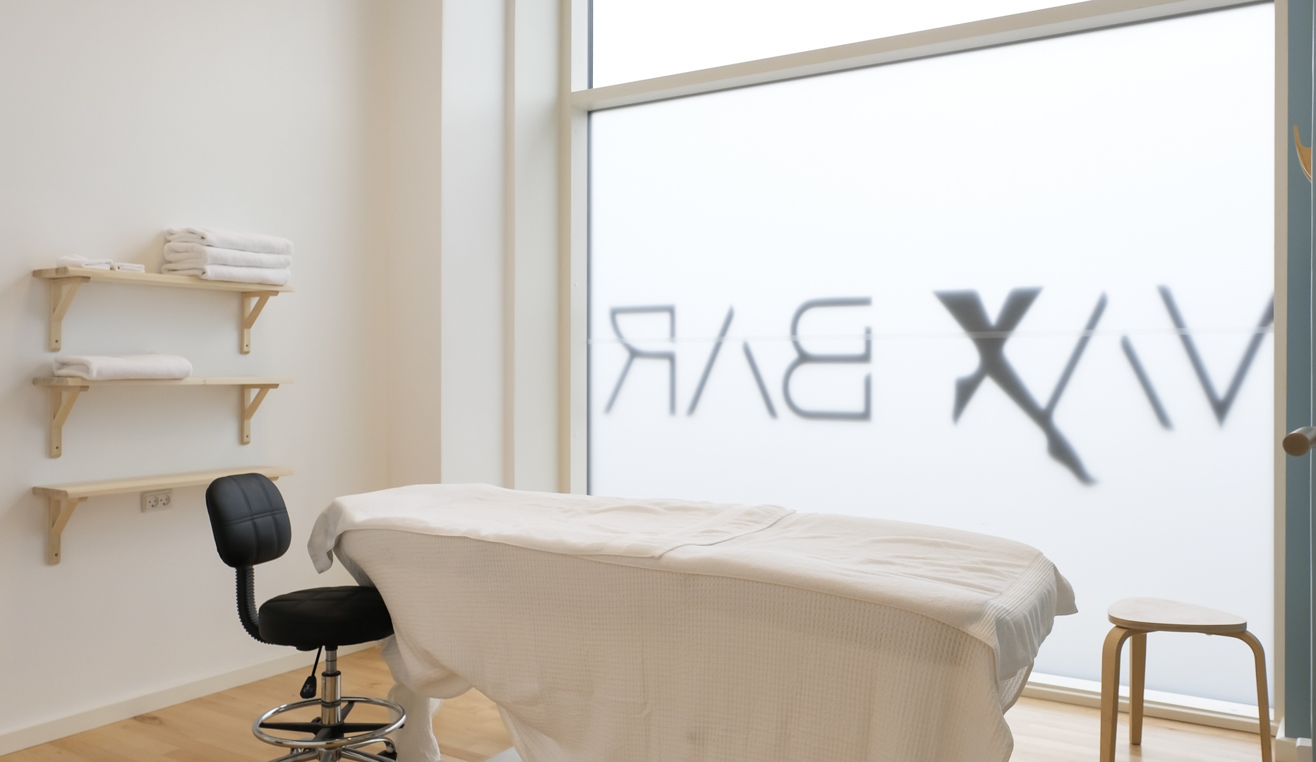 daily_03downtown_beautywaxbar_sugaring20241104-1-1n57vga